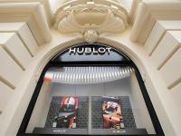 宇舶手表表盘生锈如何处理