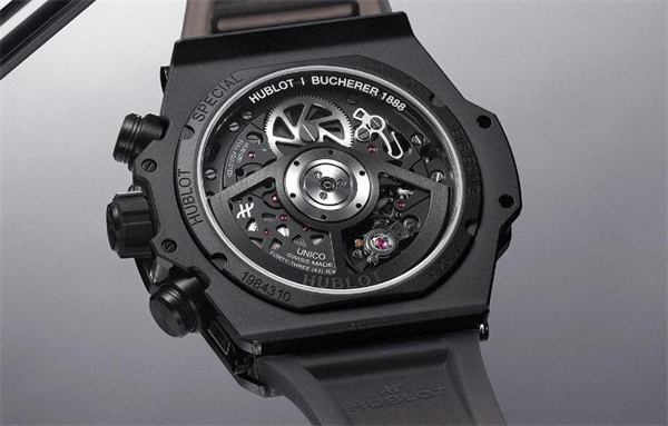 宇舶怎么拔出表冠（图）