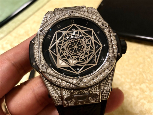 宇舶手表机芯生锈了解决技巧汇总(图) 宇舶手表机芯生锈了解决技巧汇总(图)