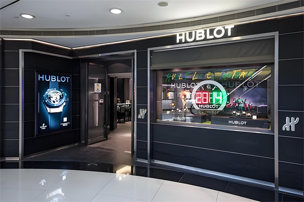 宇舶手表很久不戴不走了处理方法(图) 宇舶手表很久不戴不走了处理方法(图)