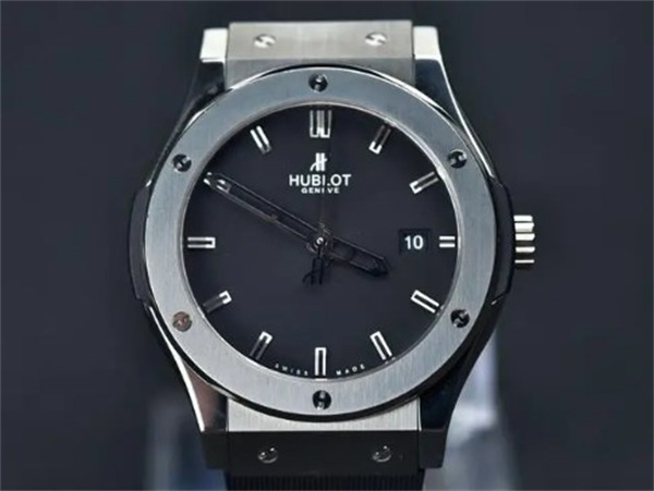 宇舶手表机芯里面有划痕解决办法盘点（图）