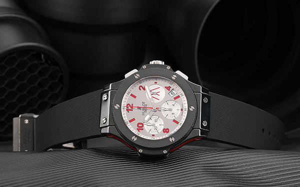 宇舶表蒙子坏了解决办法是什么（图）