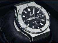 宇舶表把怎么拔出来